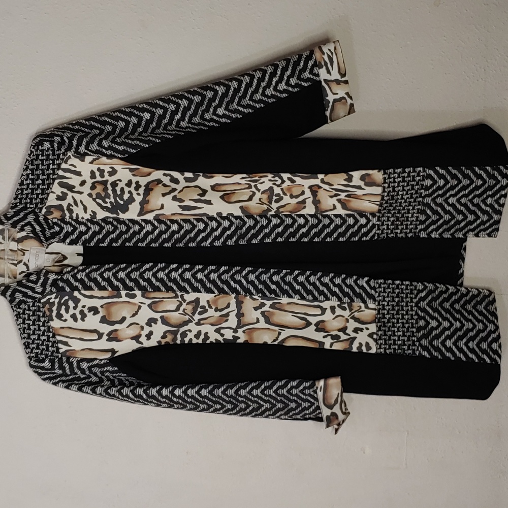 Chicos Women's Size XS (Chico's Size 0) Long Multi pattern Jacket